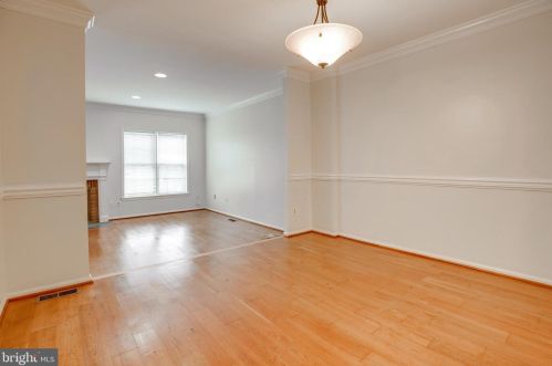 7 Grace Church Ct, Silver Spring MD  20910-2161 exterior