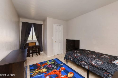 8822 Lions Spring Pl, Tucson AZ  85747-5658 exterior