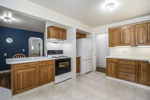 2831 Panzl St, Meskegon MI 49444-2652 exterior