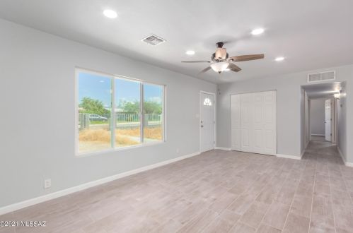 801 Kelso St, Tucson AZ  85705-4127 exterior