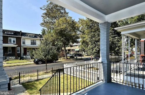 1404 Morse St, Washington DC  20002-3902 exterior