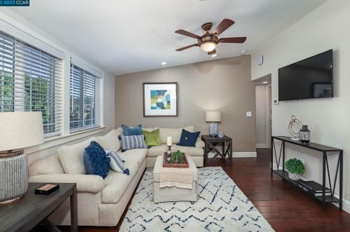 3782 Hitchcock Rd, Concord CA 94518-1732 exterior