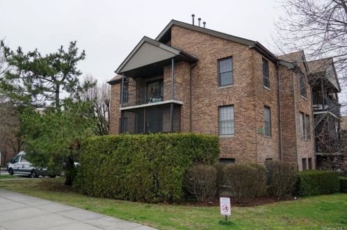 181 Buttrick Ave, Bronx, NY 10465-3183