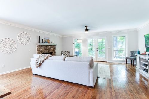 8895 Carroll Mnr Dr, Atlanta GA 30350-2013 exterior