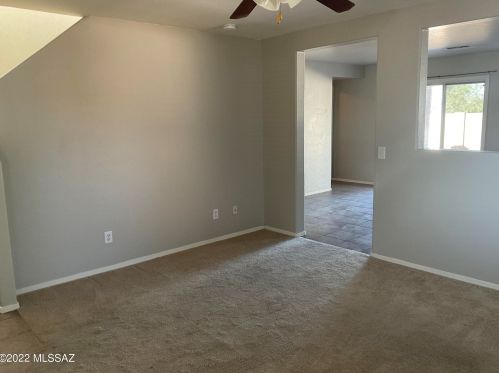 5881 Fantail Ln, Tucson AZ  85756-8637 exterior