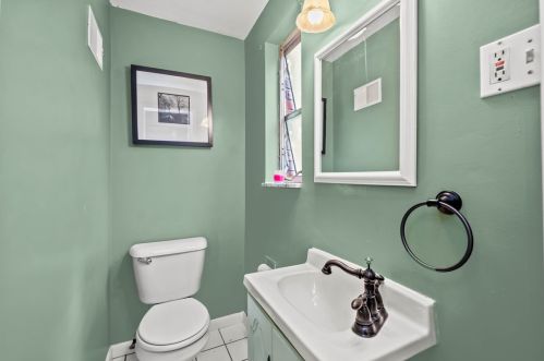 1492 Prospect Rd, Pittsburgh PA 15227-3733 exterior