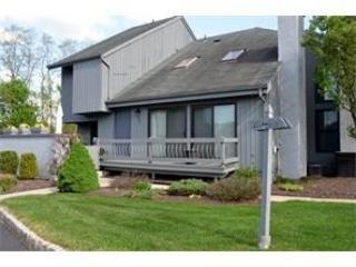 206 Linda Ln, Edison NJ  08820-1196 exterior