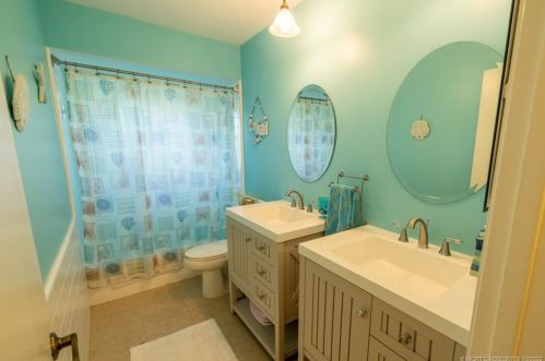 1579 Sunshine Ave, Fort Pierce FL  34952-6011 exterior