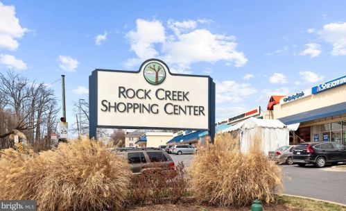 2221 Washington Ave, Silver Spring MD  20910-2630 exterior