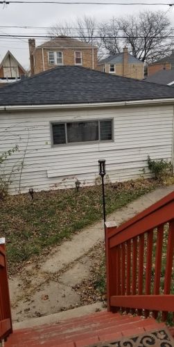 2003 18 Ave, Broadview IL 60155-3927 exterior