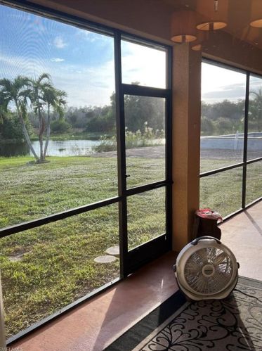 18463 Royal Hammock Blvd, Naples FL 34114-8931 exterior