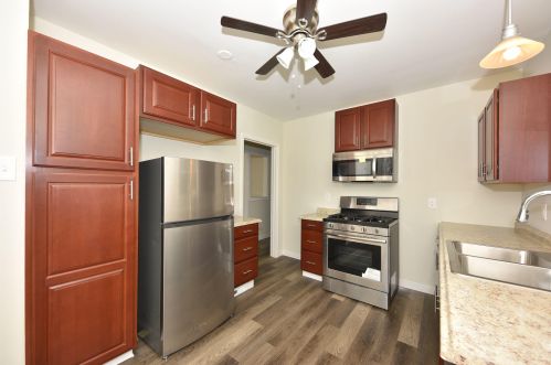 4825 91st St, Milwaukee WI  53225-4125 exterior