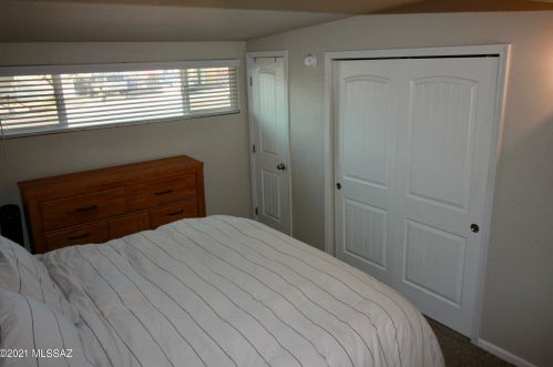 7365 Eastview Dr, Tucson AZ 85710-5519 exterior