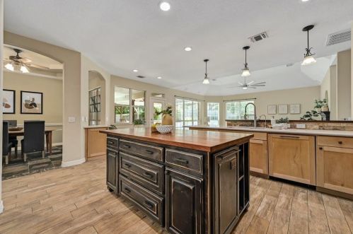 10204 Eclipse Ln, Austin TX 78739-1707 exterior