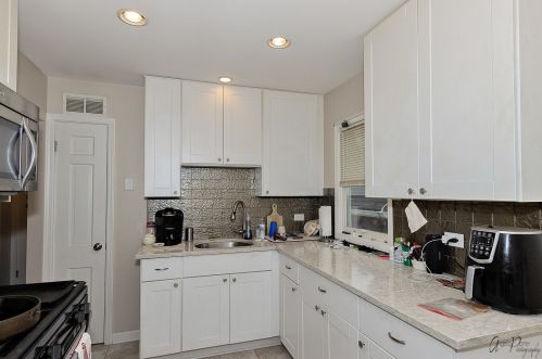 504 Jackson St, Bull Valley IL 60098-3412 exterior