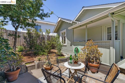 1522 Ada St, Berkeley CA 94703-1059 exterior