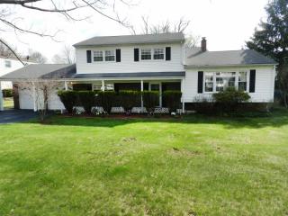26 Union Rd, Parsippany, NJ 07054-1526