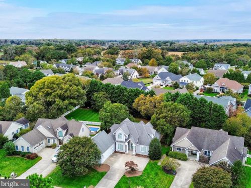 318 Ocean Vw Blvd, Lewes DE 19958-1296 exterior