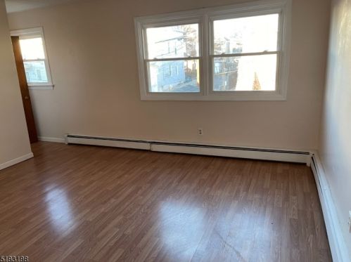 262 Paxton St, Paterson NJ  07503-2765 exterior