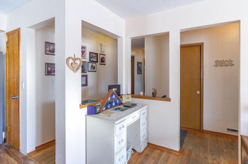 1607 Conan St, Ely MN 55731-1237 exterior