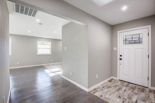 1426 Gillette St, Dallas TX 75217-1210 exterior