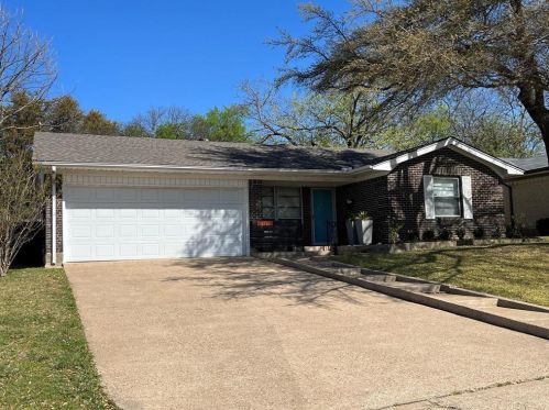 11335 Fernald Ave, Dallas TX  75218-1323 exterior