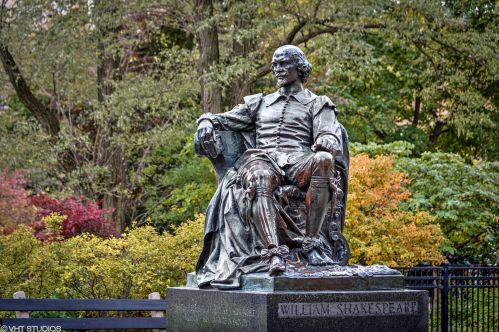 2300 Commonwealth Ave, Chicago IL  60614-3447 exterior