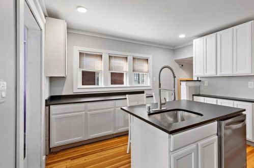 55 Burton St, Springfield MA 01108-2252 exterior