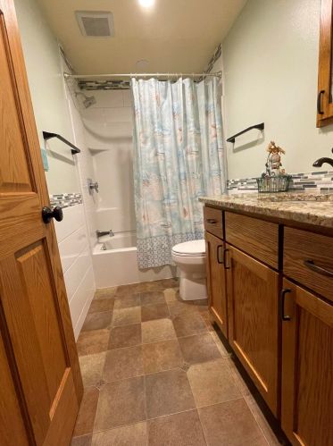 2328 Mangold Ave, Milwaukee WI 53221-4963 exterior