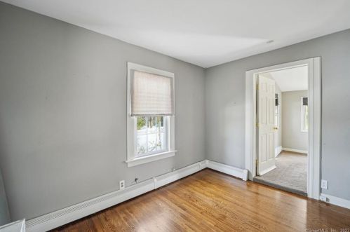 305 Francis St, New Britain CT  06053-3057 exterior