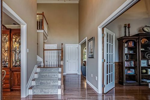 2520 Minton Dr, Moon Twp PA  15108-9207 exterior