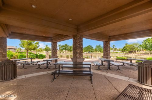 654 Bartlett Way, Chandler AZ  85248-5088 exterior