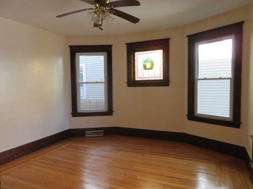 4 Worrall Ave, Poughkeepsie NY  12603-1804 exterior