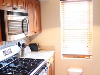 765 3rd St, Washington DC  20001-2624 exterior