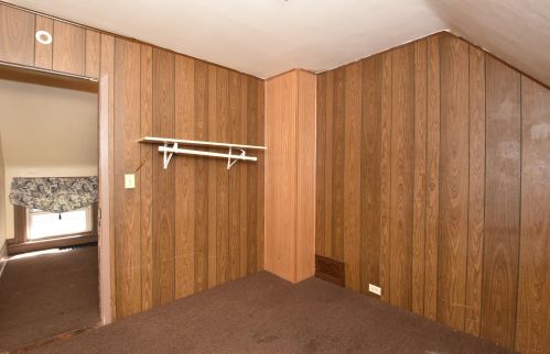 1043 31, Milwaukee WI 53215-2133 exterior