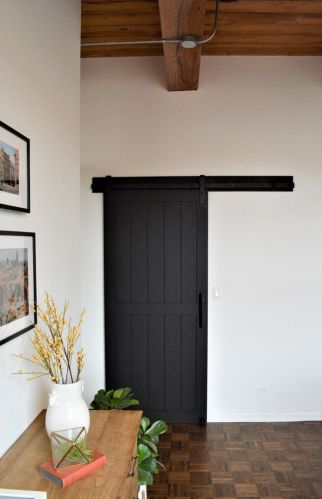 4745 Ravenswood Ave, Chicago IL  60640-4450 exterior