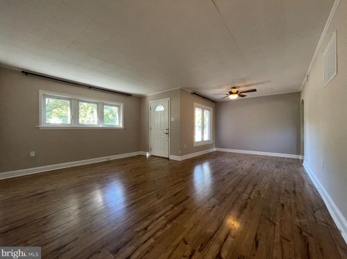 3391 Philmont Ave, Huntingdon Valley PA  19006-4228 exterior