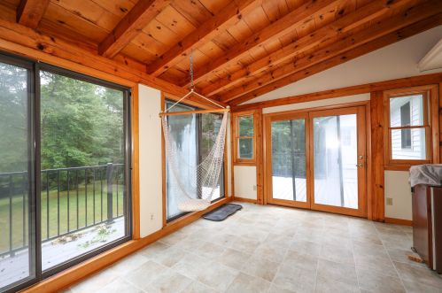 494 Mtn Rd, Concord NH 03301-6902 exterior