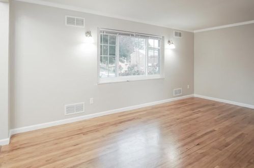 5337 Elmwood Dr, Pittsburgh PA  15227-3631 exterior