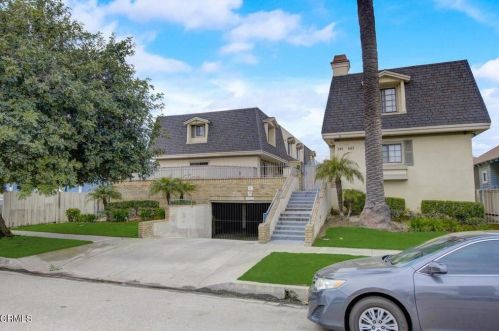 553 E St, Oxnard CA 93030-6983 exterior