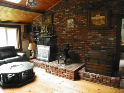 88 Berwick Rd, Springfield MA 01106-2612 exterior