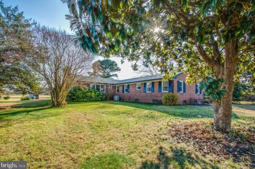 15842 New Rd, Lewes DE 19958-9573 exterior