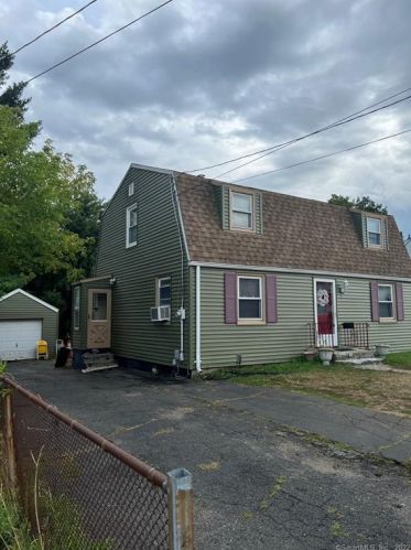 87 Concord St, New Britain, CT 06053-2905