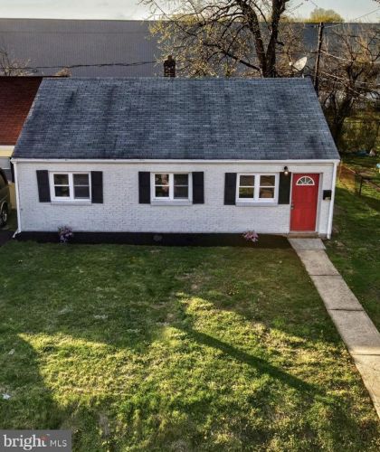 79 Simonds Dr, New Castle, DE 19720-2146