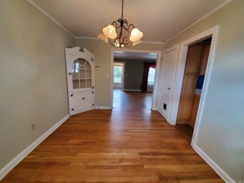 39 Meyer Ave, Poughkeepsie NY 12603-3016 exterior