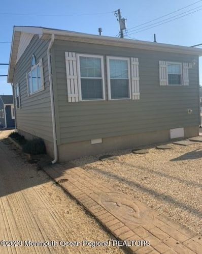 31 Plover Way, Lavallette, NJ 08735-1519