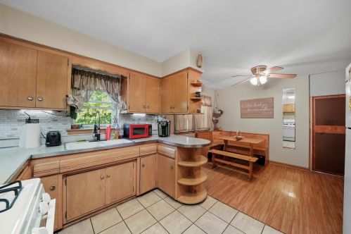 5759 63 Pl, Chicago IL 60638-5414 exterior