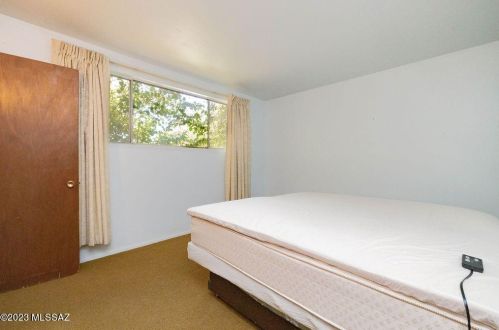 5011 13 St, Tucson AZ 85719-6210 exterior