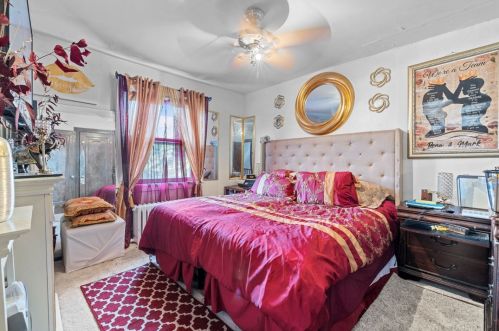 210 Elizabeth St, Pittsburgh PA 15207-1819 exterior