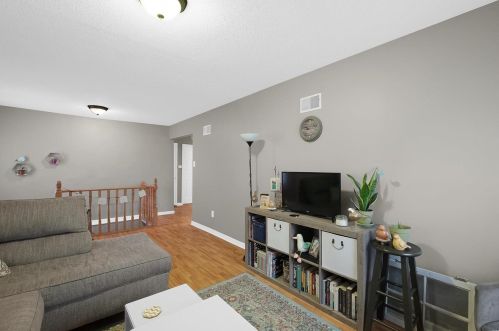 8840 Harold Dr, Saint Louis MO 63134-3205 exterior